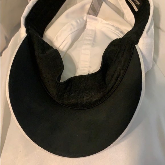 Dri-fit Nike hat - Picture 2 of 3